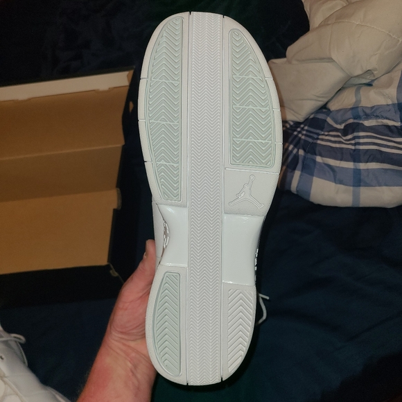 Mens Jordan team 2 elite low 11 - Picture 4 of 7